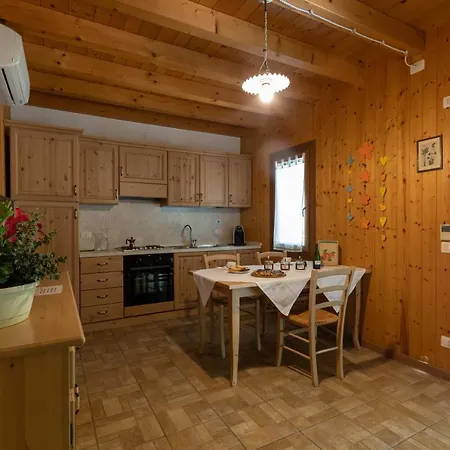 L'acero Rosso Εξοχικό σπίτι Σατσίλε