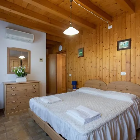 Летний дом Agriturismo L'acero Rosso *